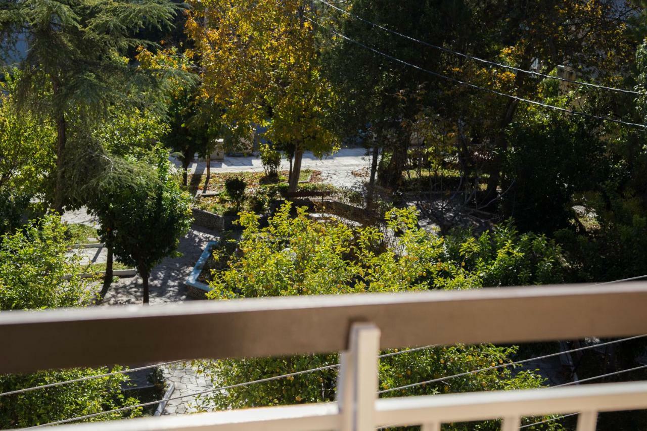 'Romeo & Juliet' Cozy Apartment With Breathtaking View Athen Eksteriør billede