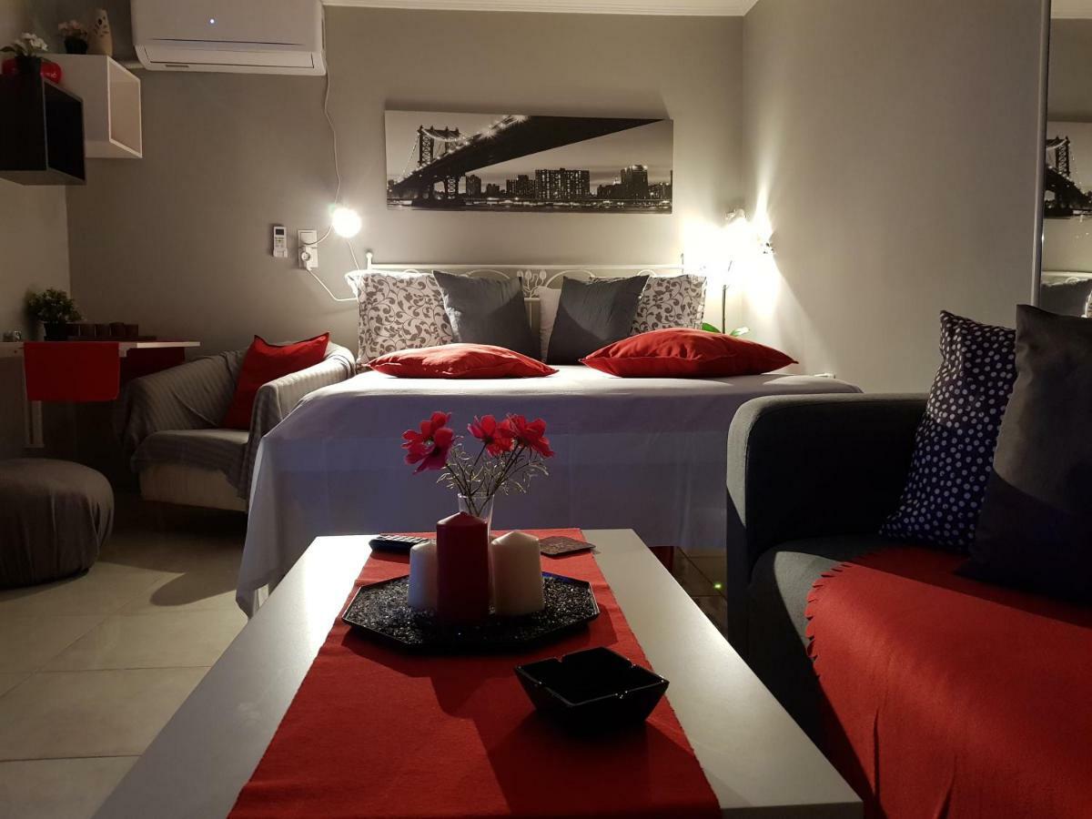 'Romeo & Juliet' Cozy Apartment With Breathtaking View Athen Eksteriør billede